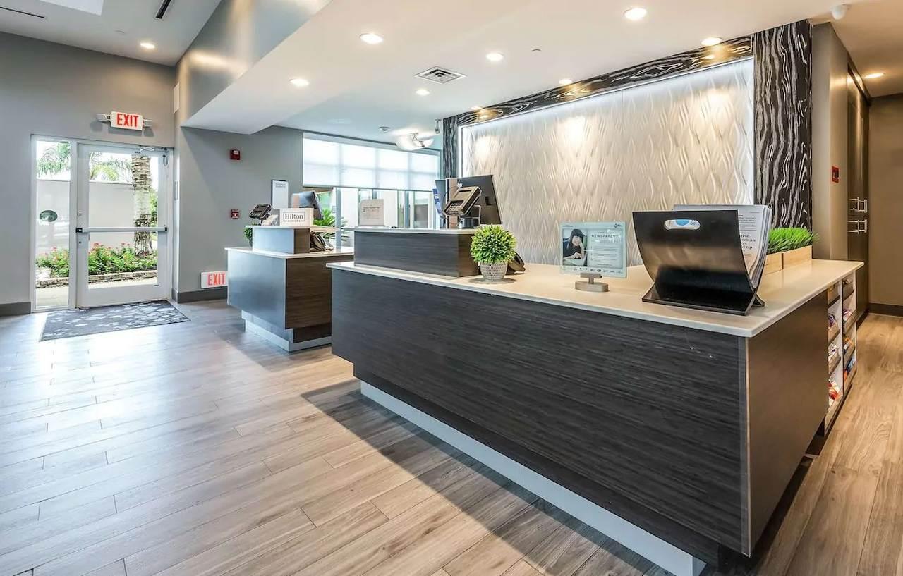 Hilton Garden Inn Beaumont Bagian luar foto