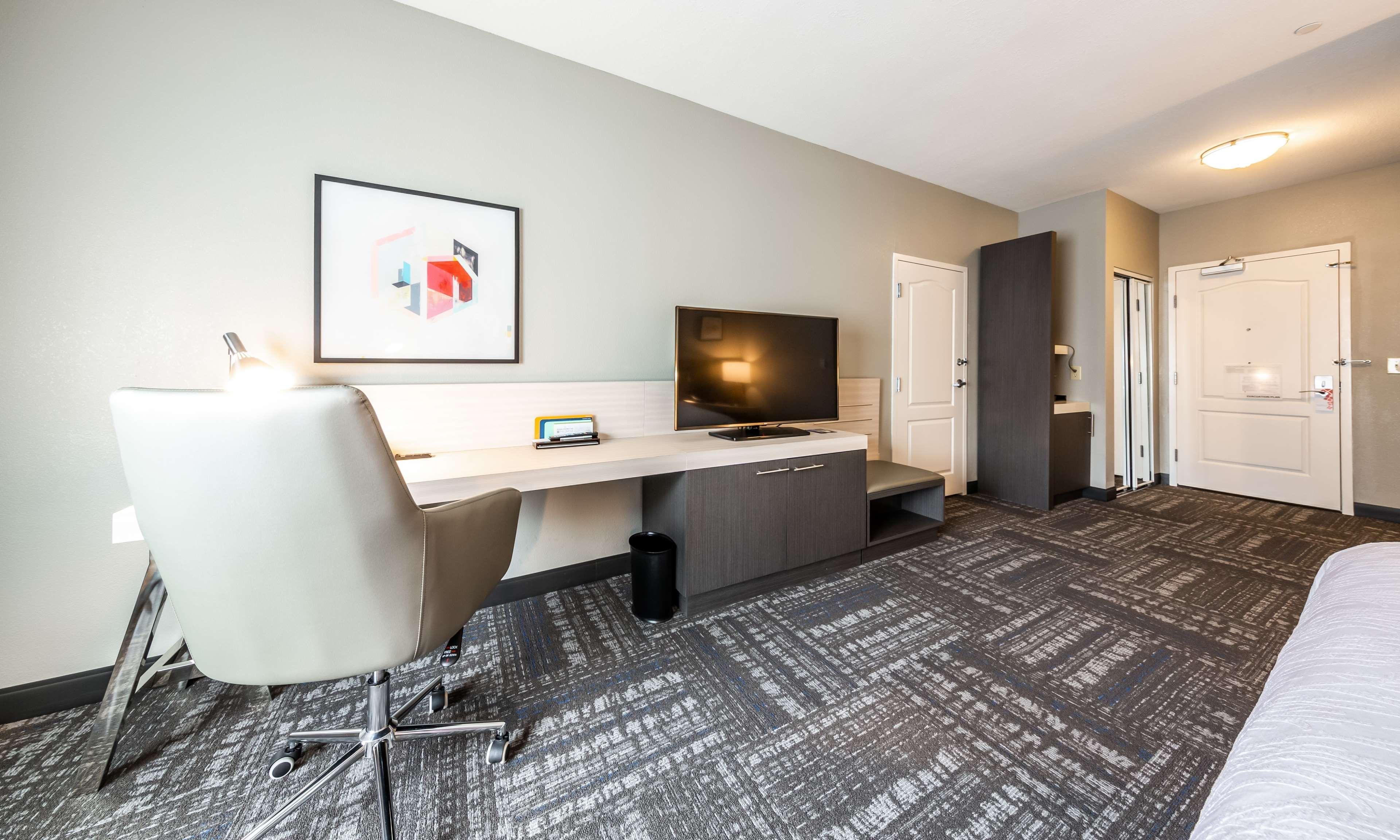 Hilton Garden Inn Beaumont Bagian luar foto