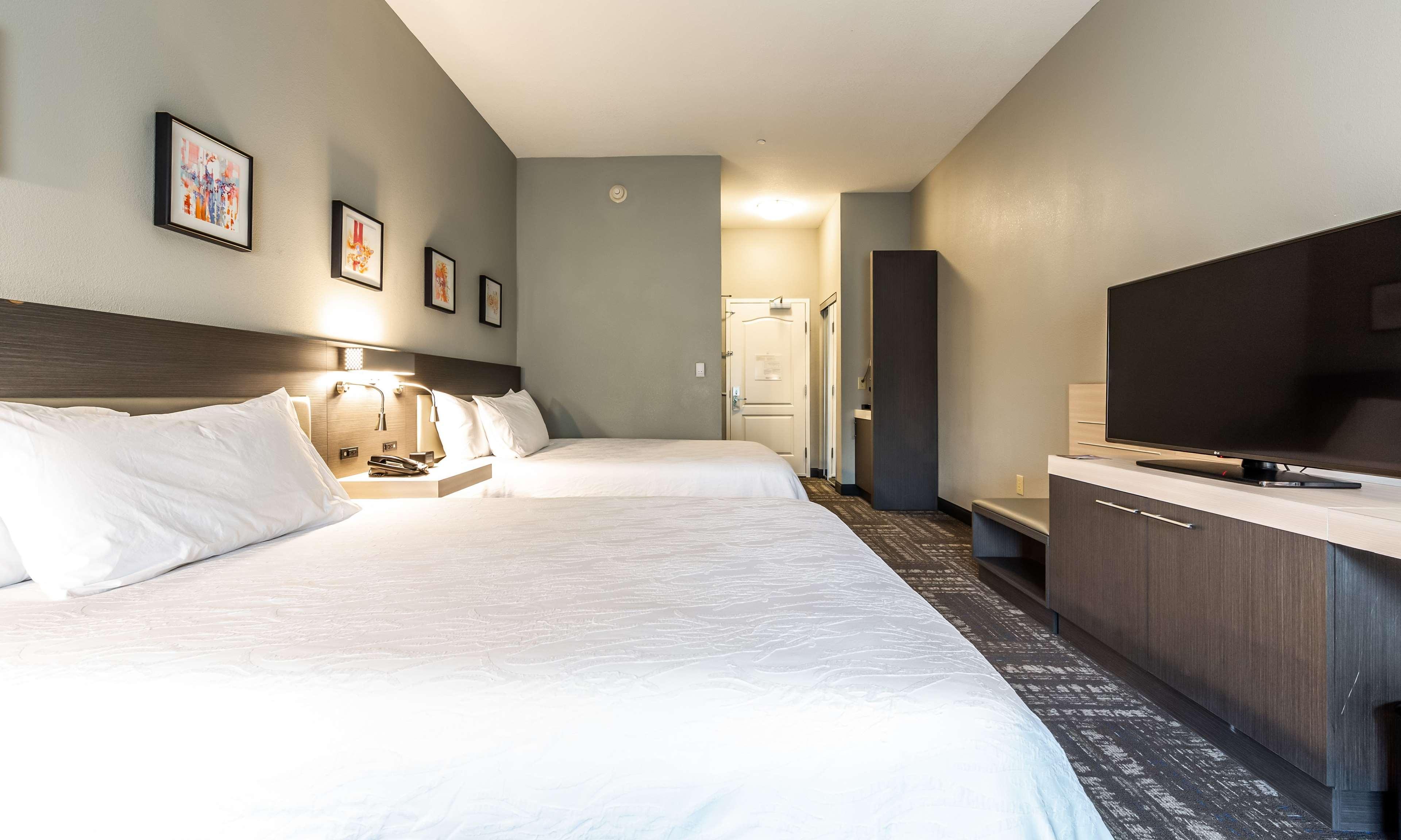 Hilton Garden Inn Beaumont Bagian luar foto