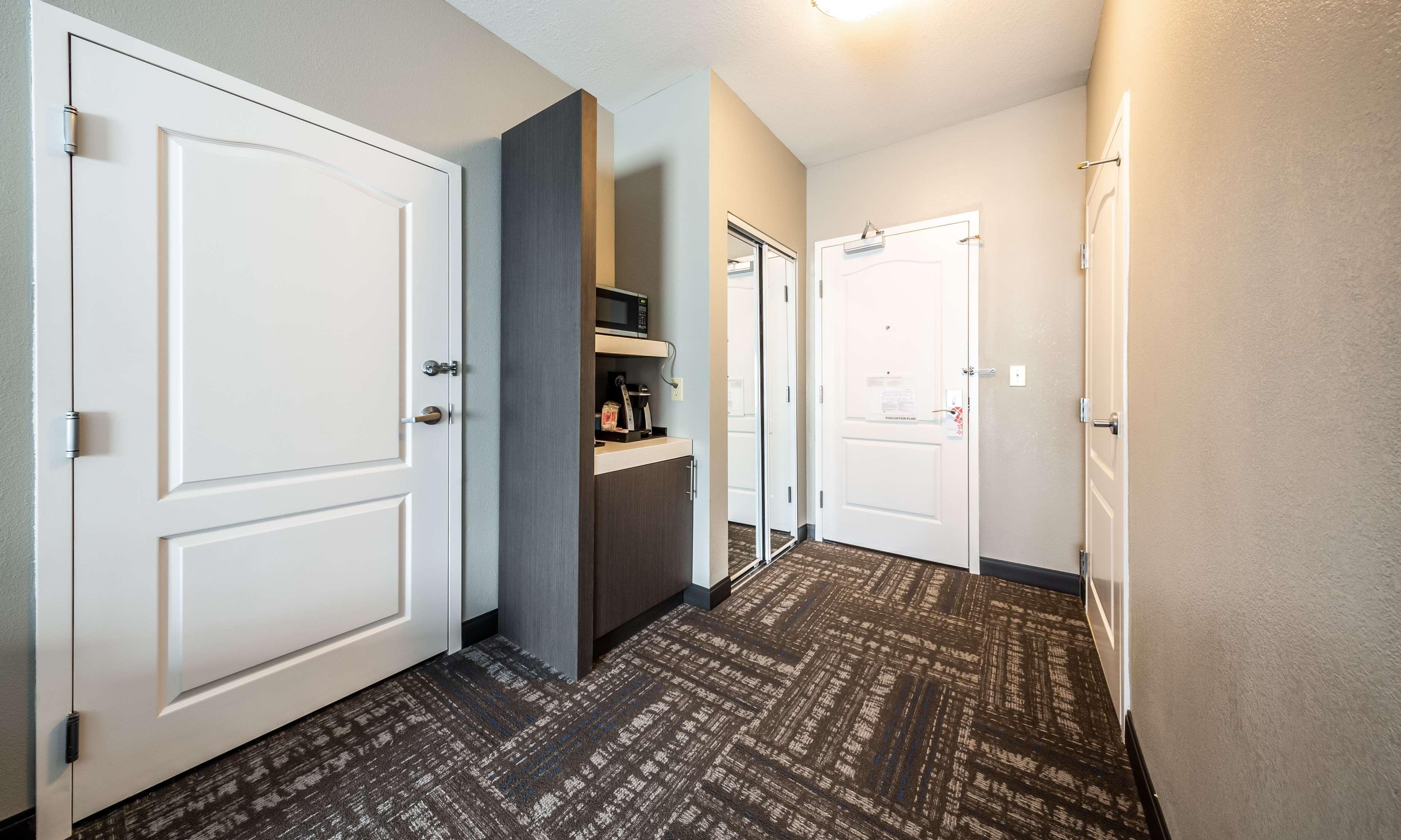 Hilton Garden Inn Beaumont Bagian luar foto