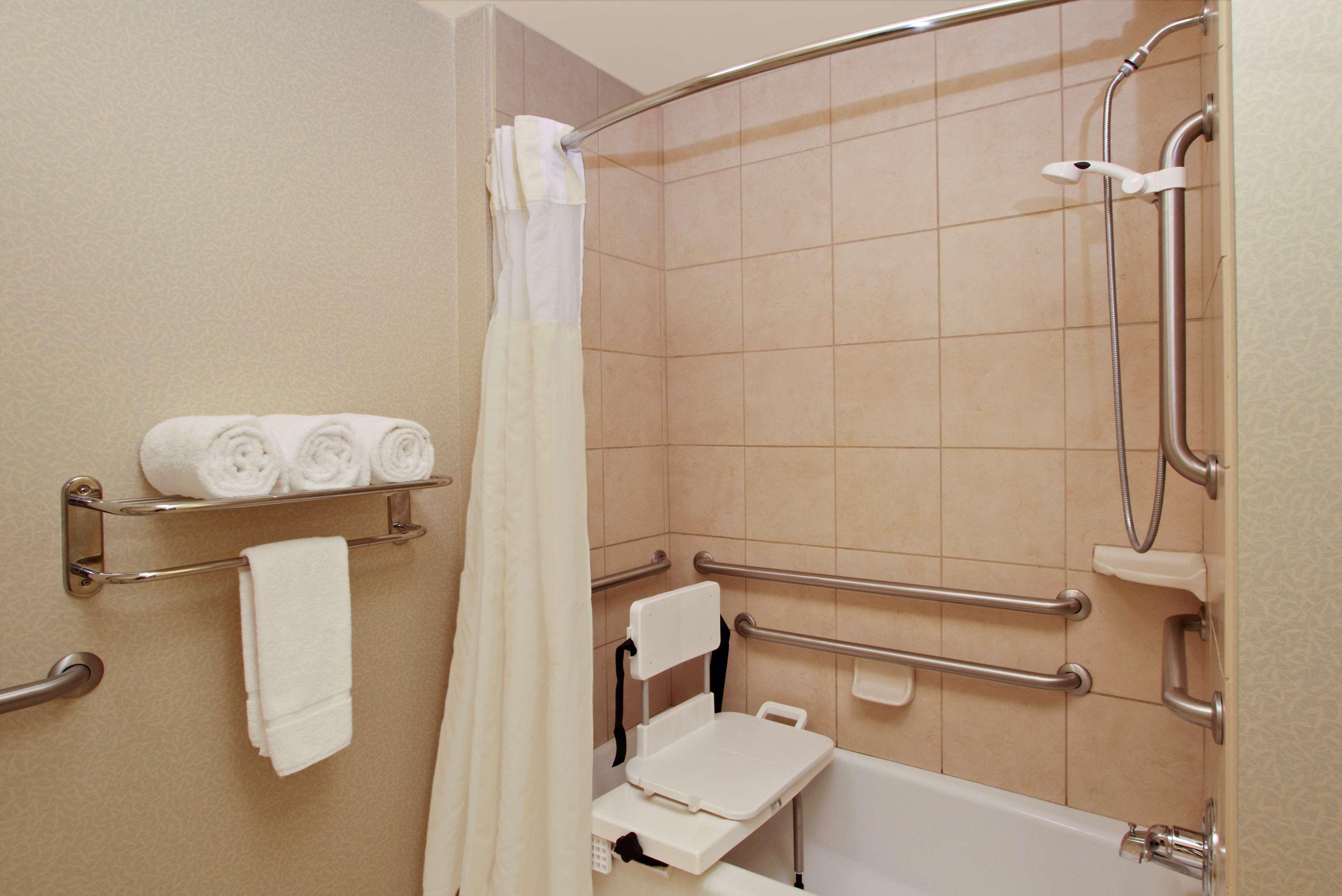 Hilton Garden Inn Beaumont Bagian luar foto