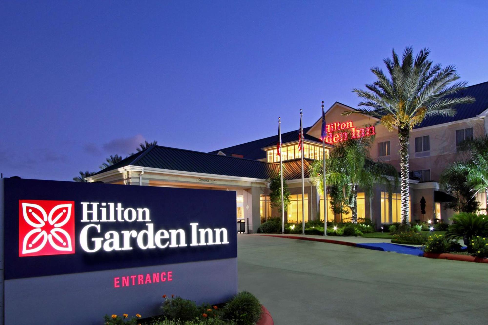 Hilton Garden Inn Beaumont Bagian luar foto