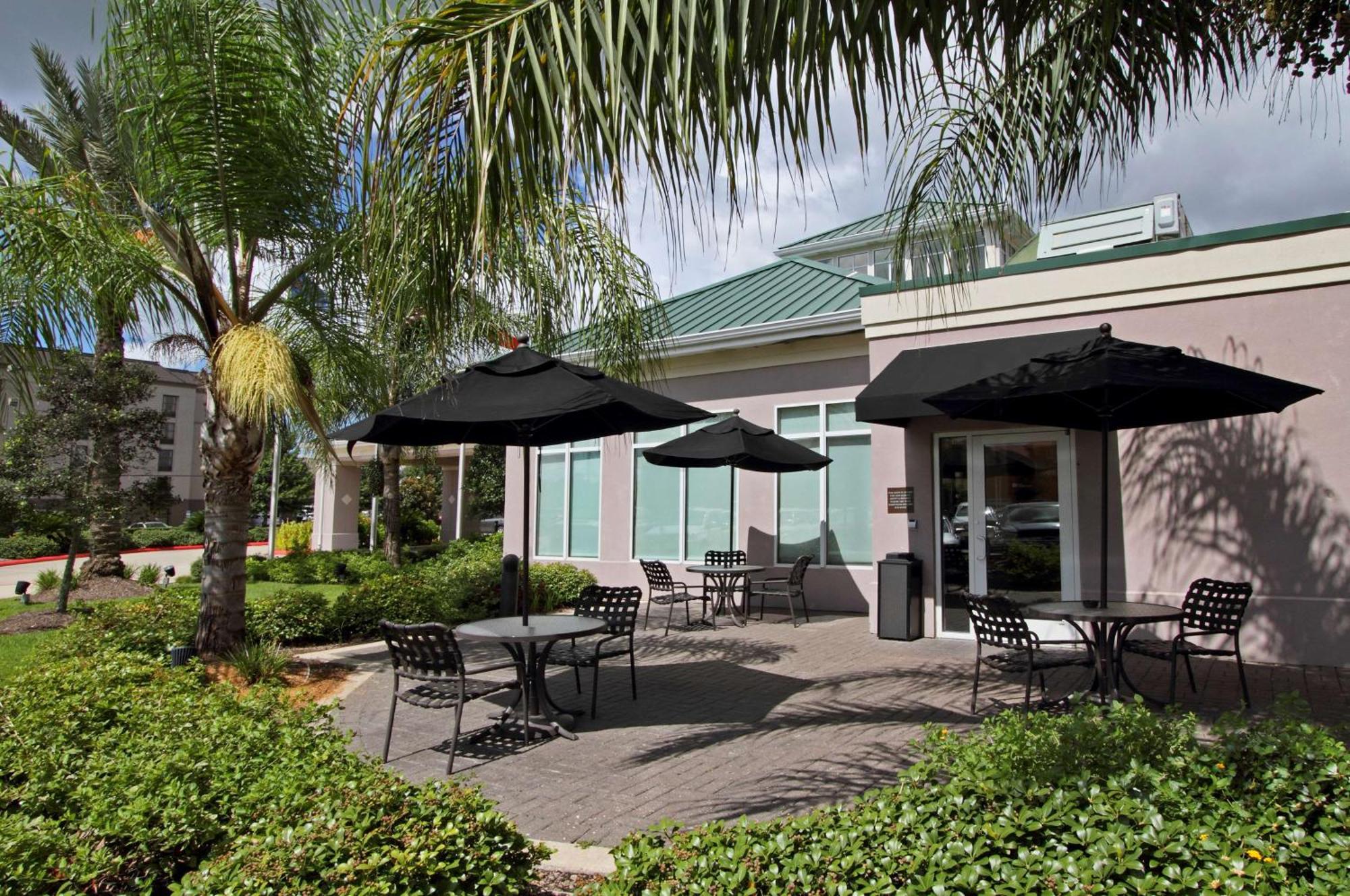 Hilton Garden Inn Beaumont Bagian luar foto