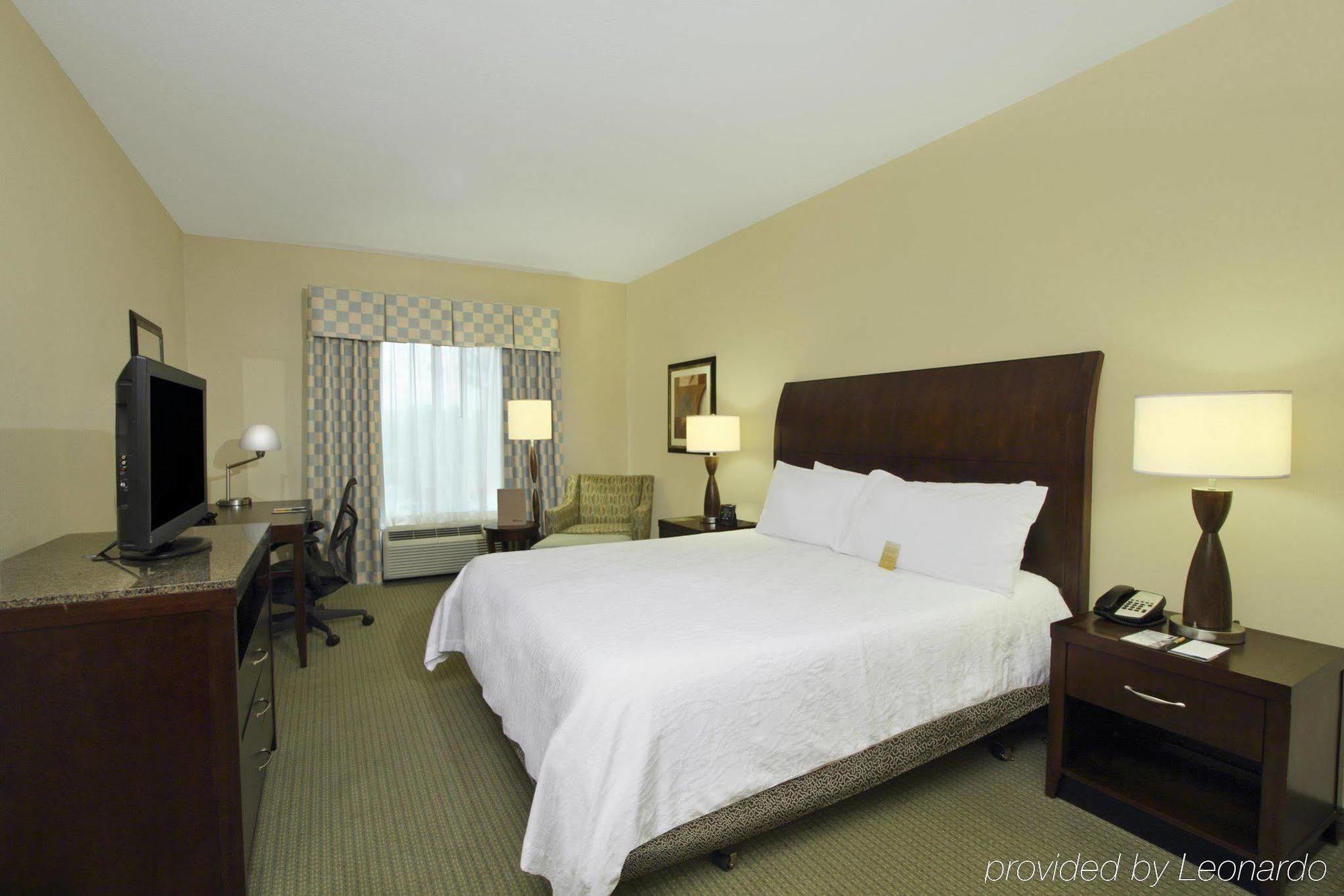 Hilton Garden Inn Beaumont Bagian luar foto
