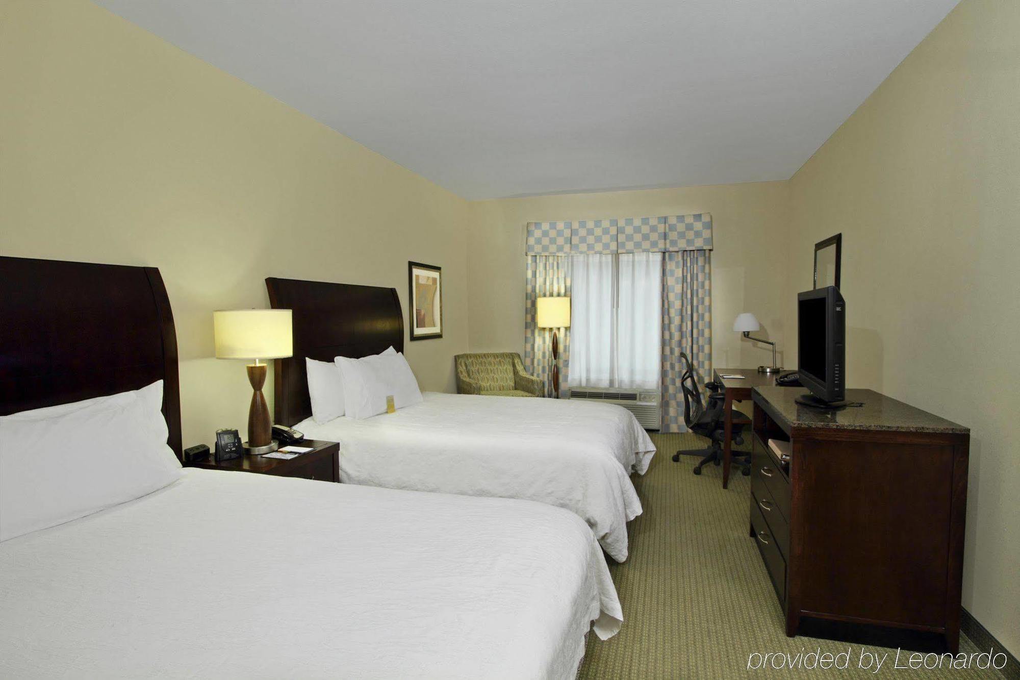 Hilton Garden Inn Beaumont Bagian luar foto